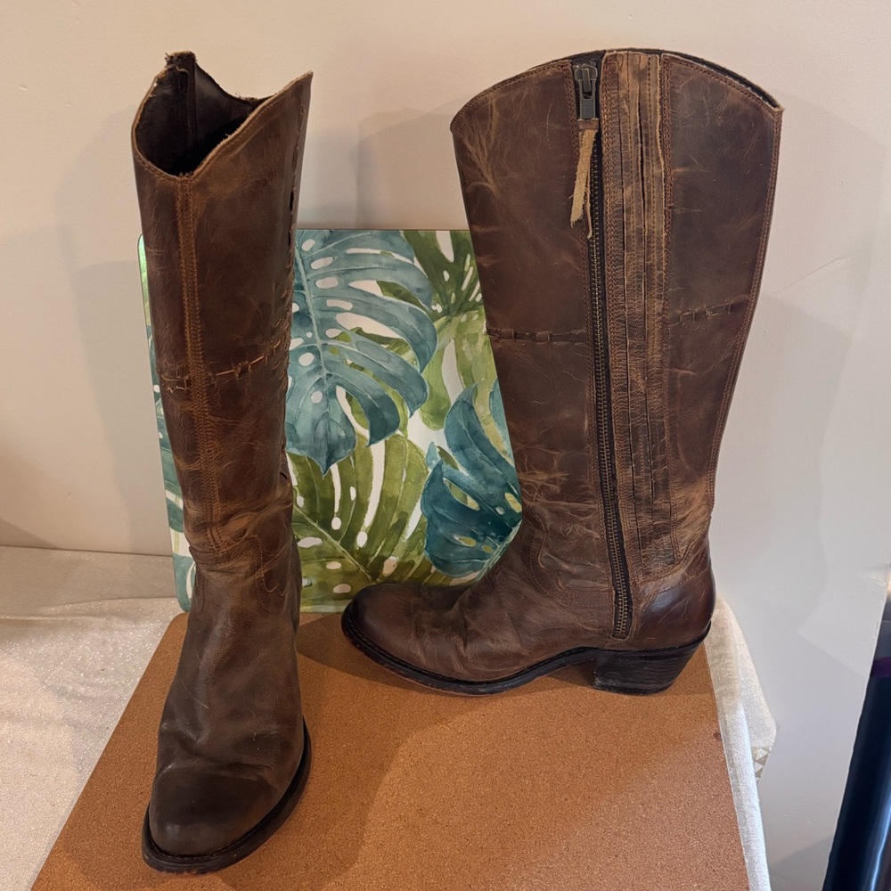 Justin Reba McEntire Western Boots Women 6.5
B Brown Leather Distressed Tall